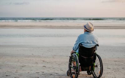 Plage et handicap : préparer un été plus accessible